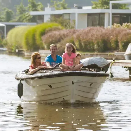 בית נופש Holiday Europarcs Veluwemeer-9 *